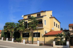 Apartments by the sea Umag - 6095